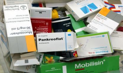 Administradores dos hospitais públicos admitem suspensão de medicamentos pelas farmacêuticas